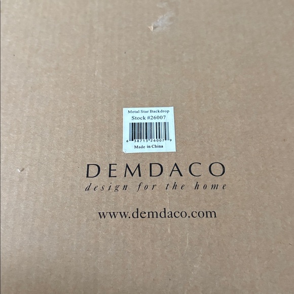 Willow Tree Nativity Metal Star Backdrop – 13.5”H – Susan Lordi - Picture 5 of 6